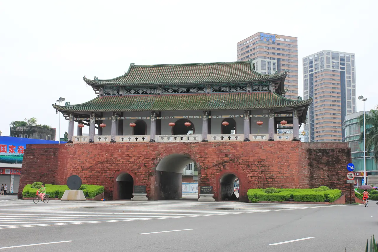 迎恩门城楼