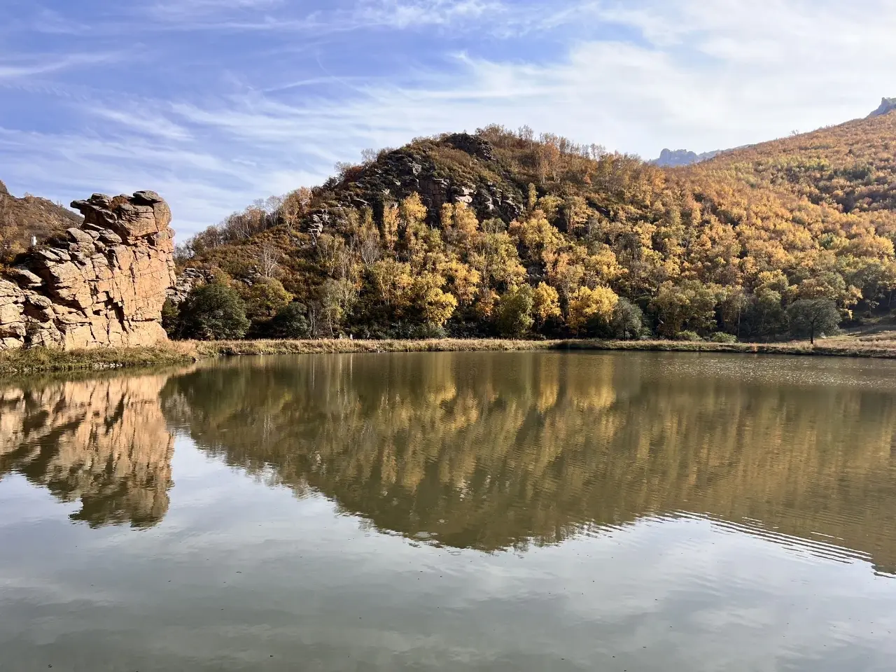 红召九龙湾