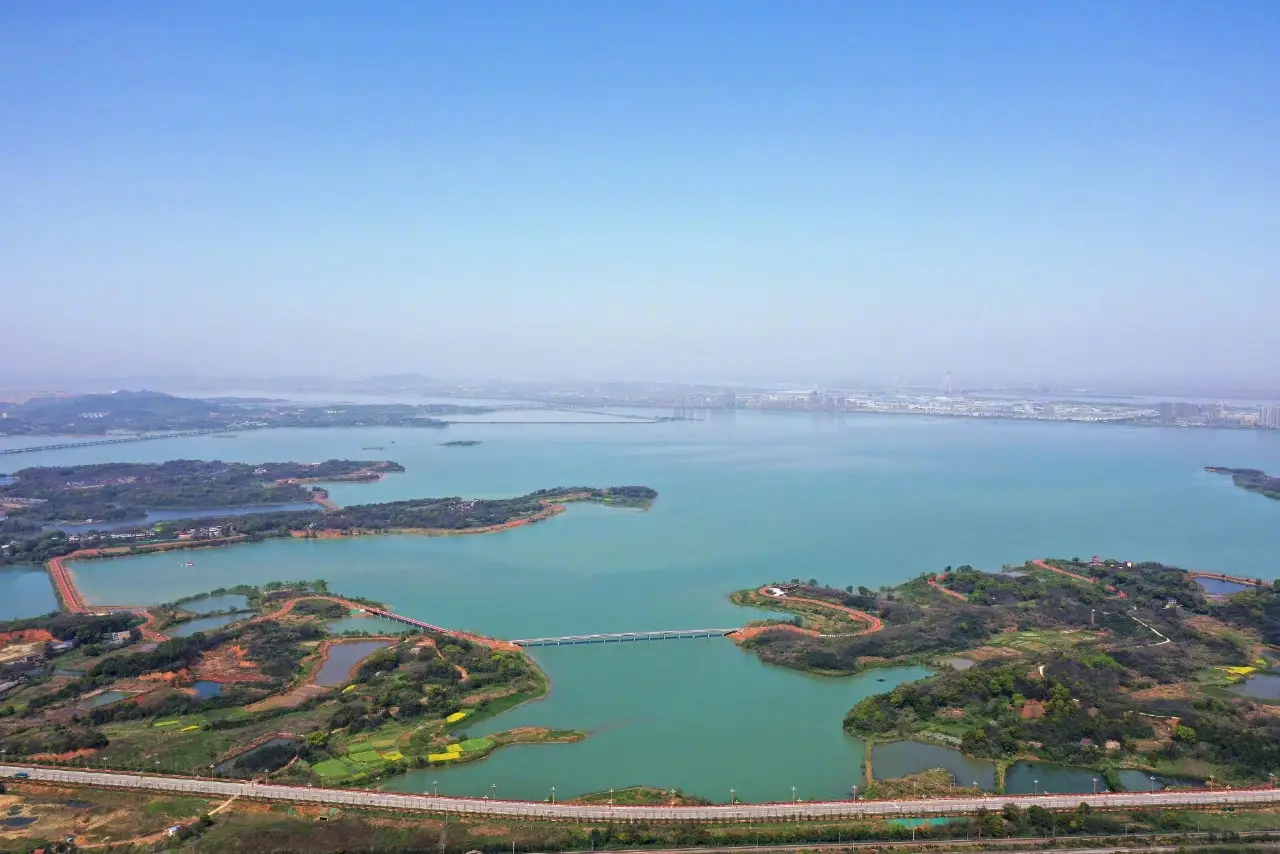 赛城湖公园