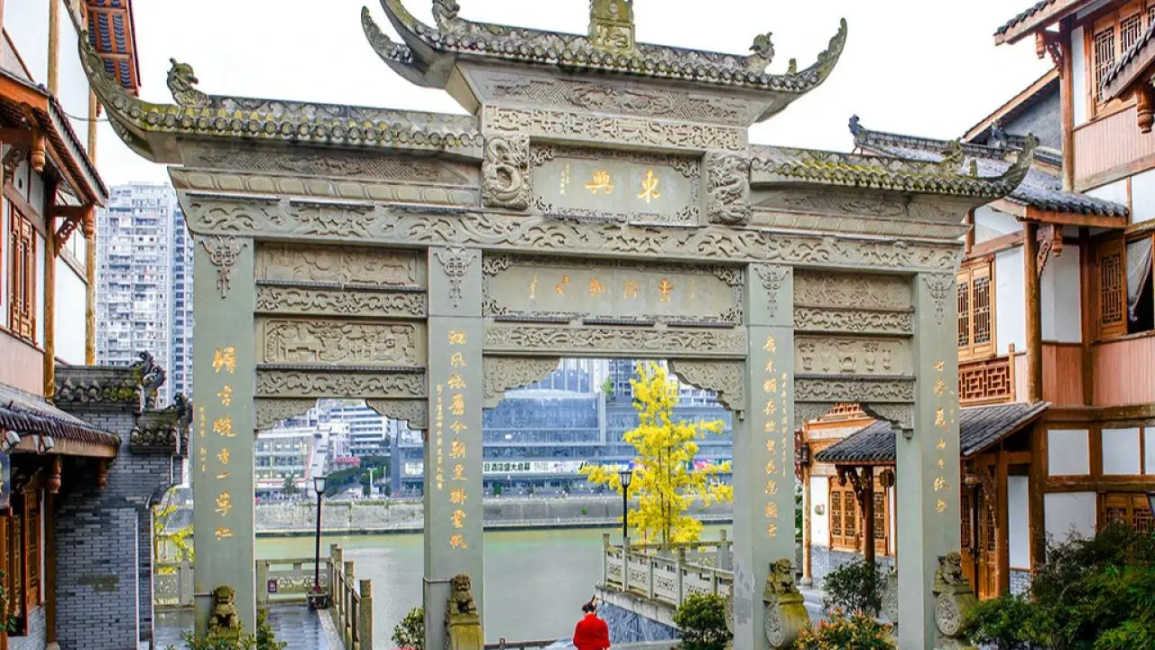 东兴老街