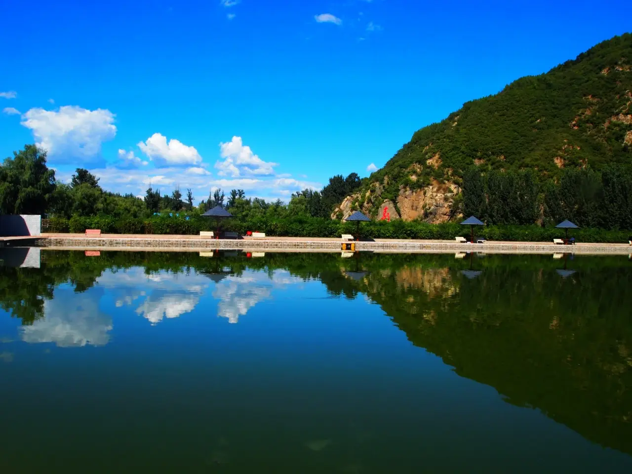 北京黑龙潭自然风景区