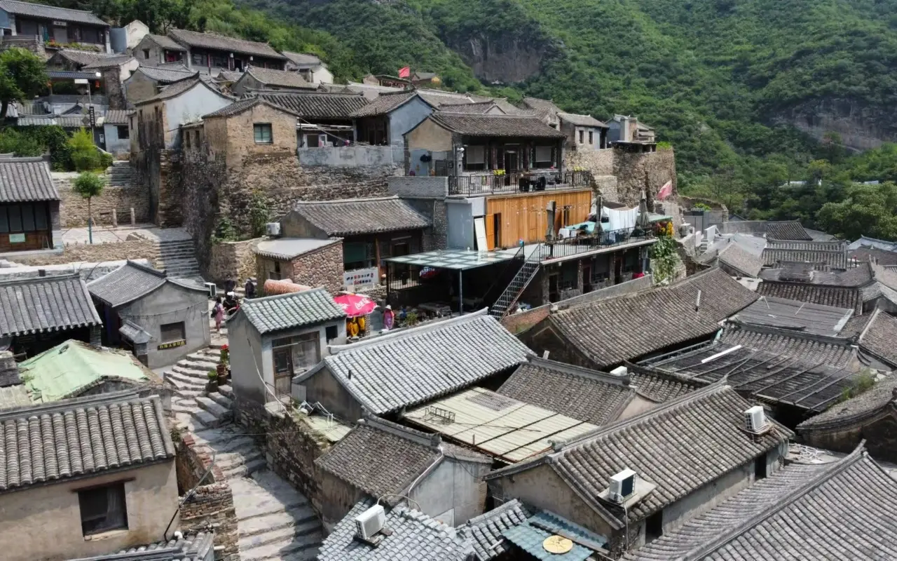 爨底下村