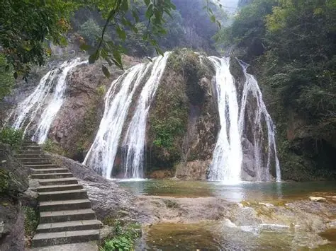九龙瀑景区