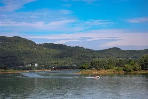 升钟湖风景区