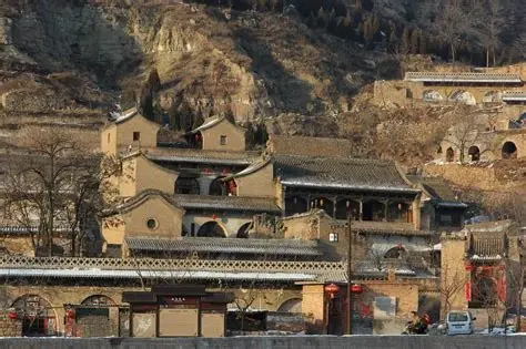 碛口李家山村景区
