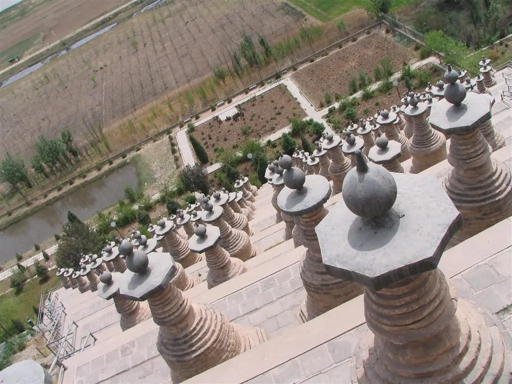 一百零八塔