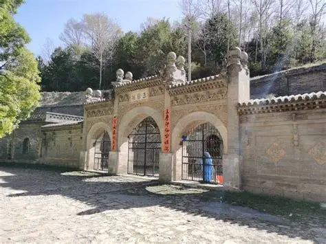 呼和浩特尊胜寺