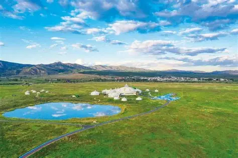 圣水梁九龙湾草原旅游区