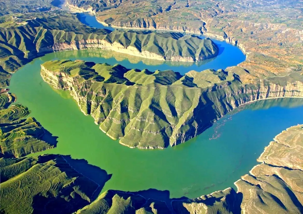 老牛湾黄河大峡谷