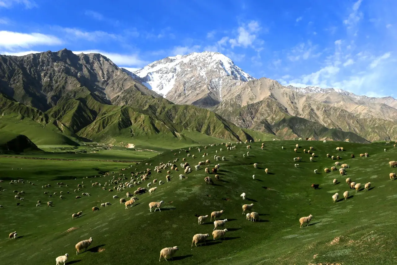 新疆昆仑山景区