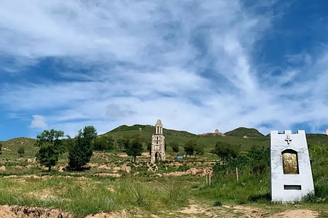 摩天岭风景区-八台子教堂