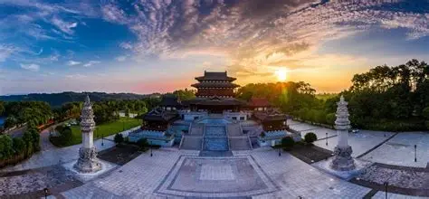 大足玉龙山