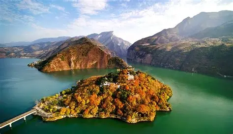 天鹅湖