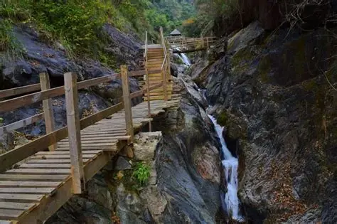天峡风景区