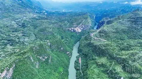 花江大峡谷