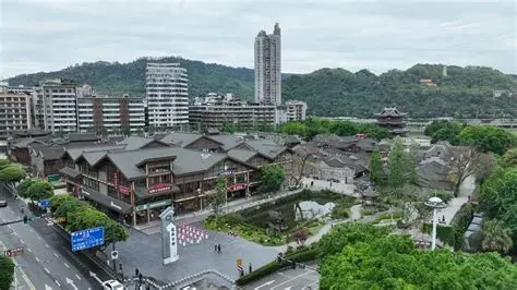 冠英街