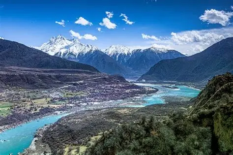 雅鲁藏布江观景台