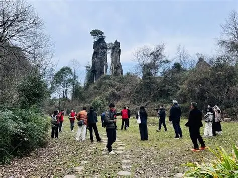 通江县唱歌石林旅游景区