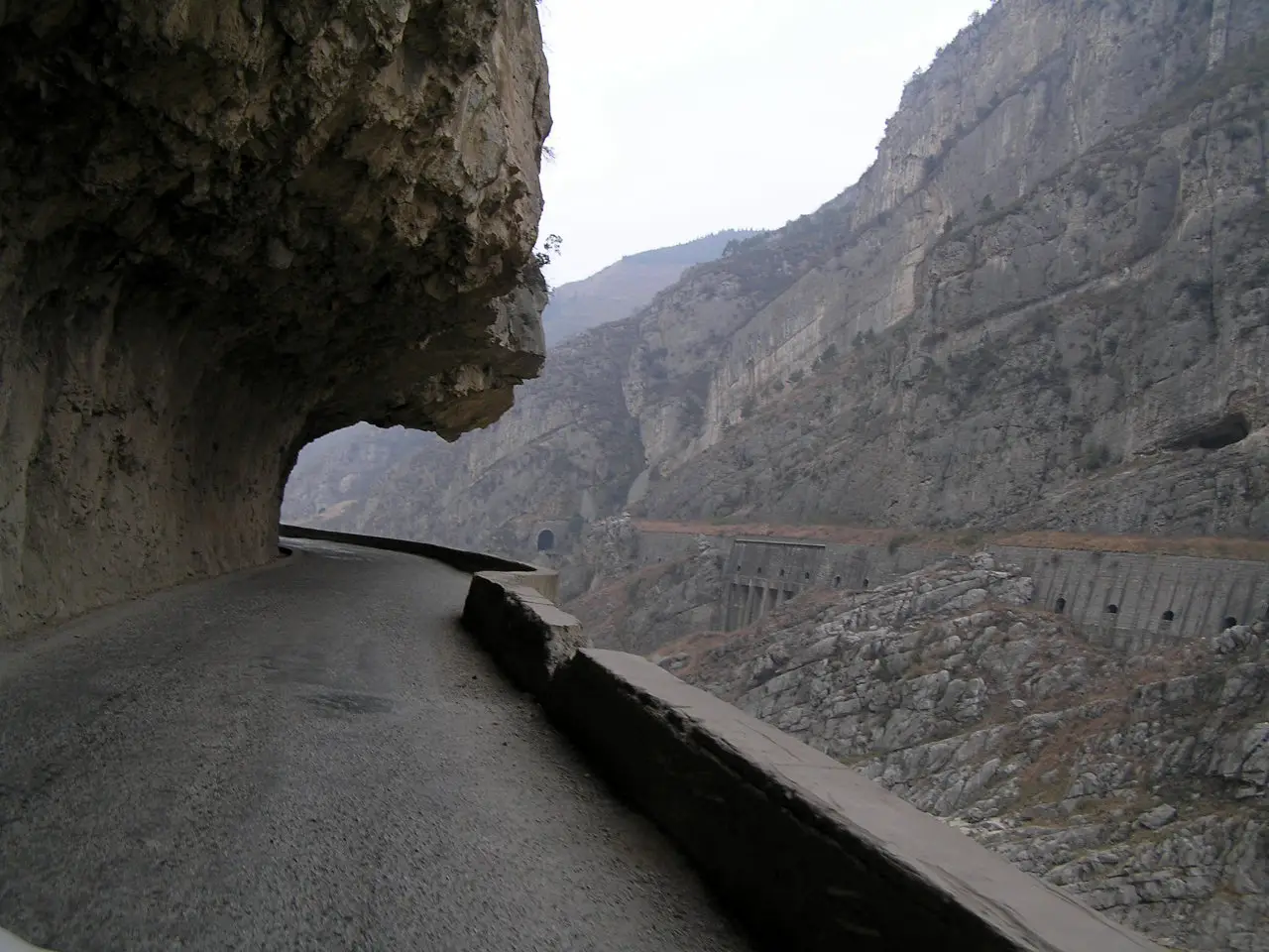 明月峡