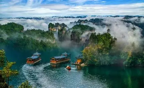 宝峰湖