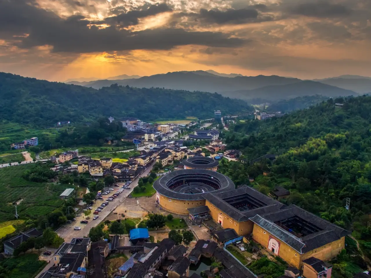福建土楼永定景区·初溪土楼古村落