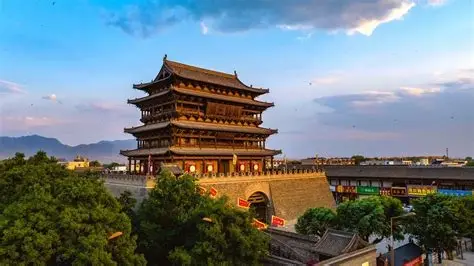 边靖楼