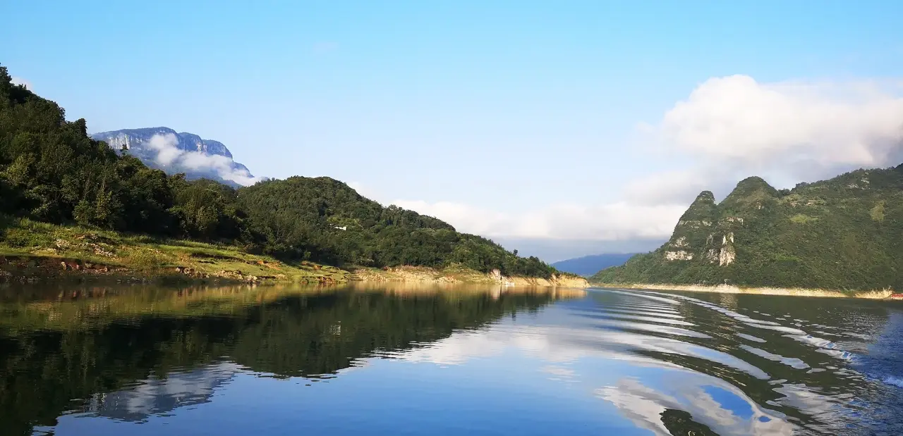 蝶舞清江·恩施野三峡旅游区