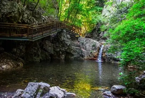 九龙潭自然风景区