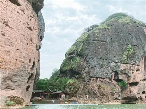 吊钟岩观景台