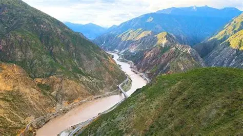 金沙江峡谷