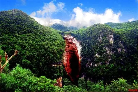 彩色沙林风景区