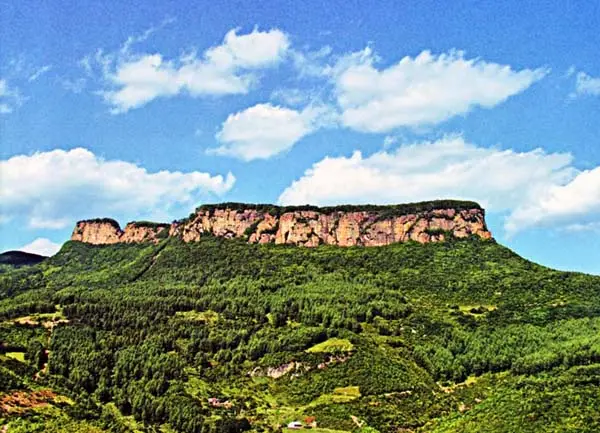 五女山