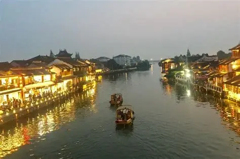 朱家角古镇夜景