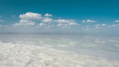 察尔汗盐湖