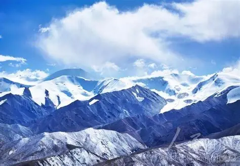 玉珠峰