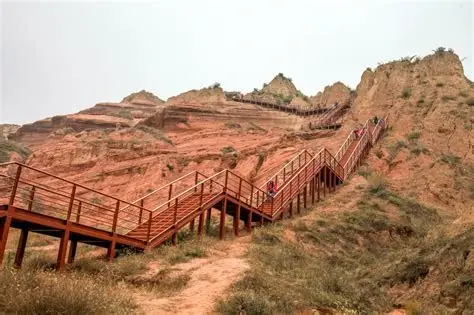 龙洲丹霞地貌