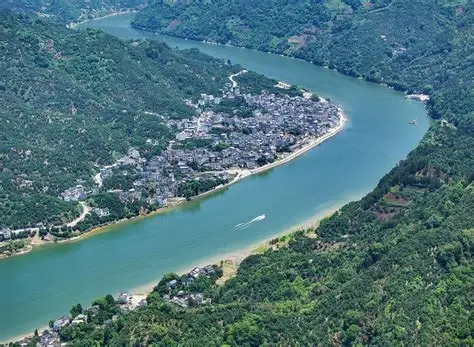 新安关