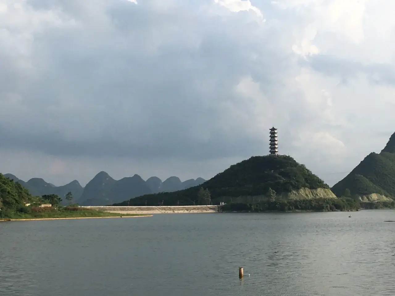 成龙湖公园