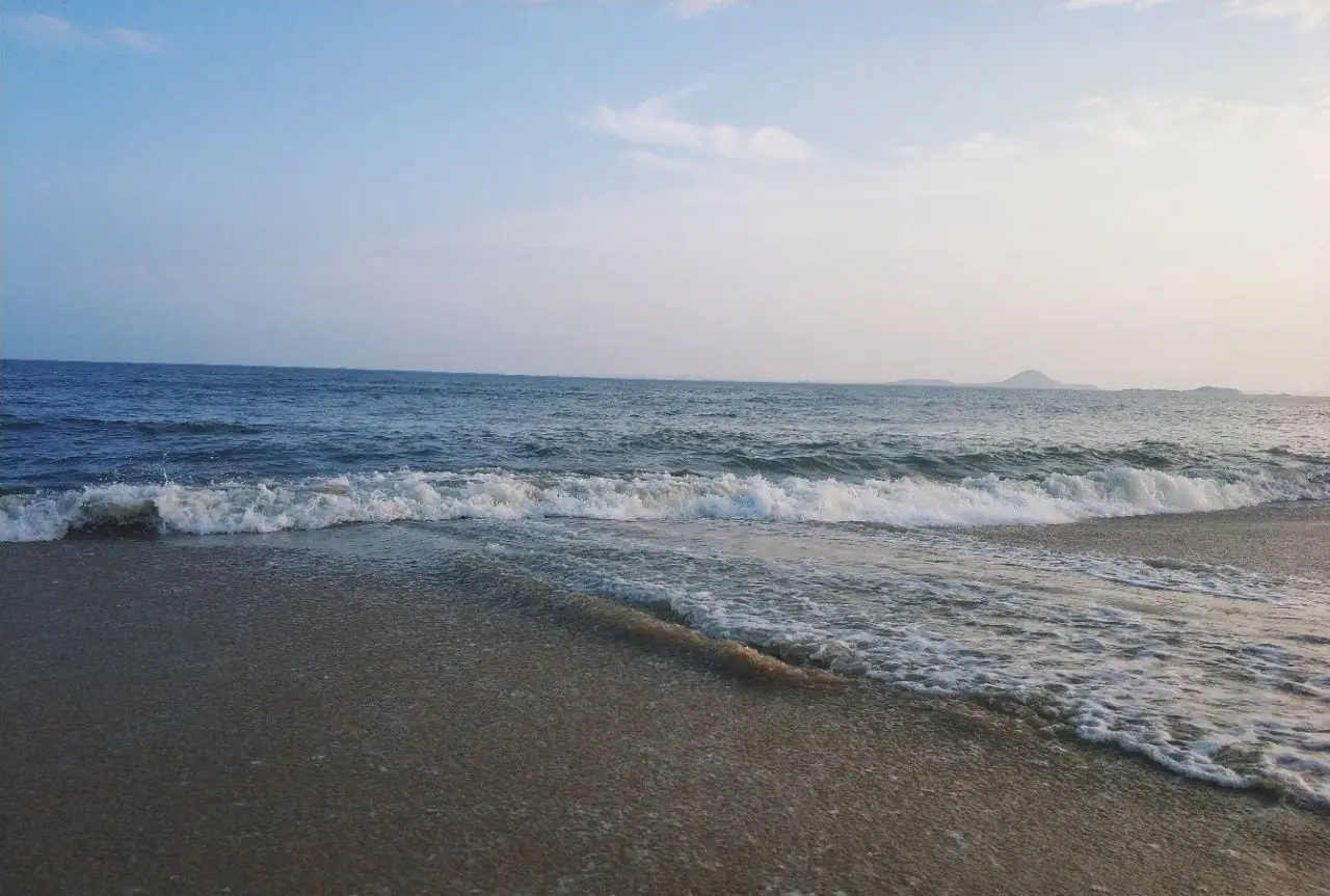月亮湾沙滩