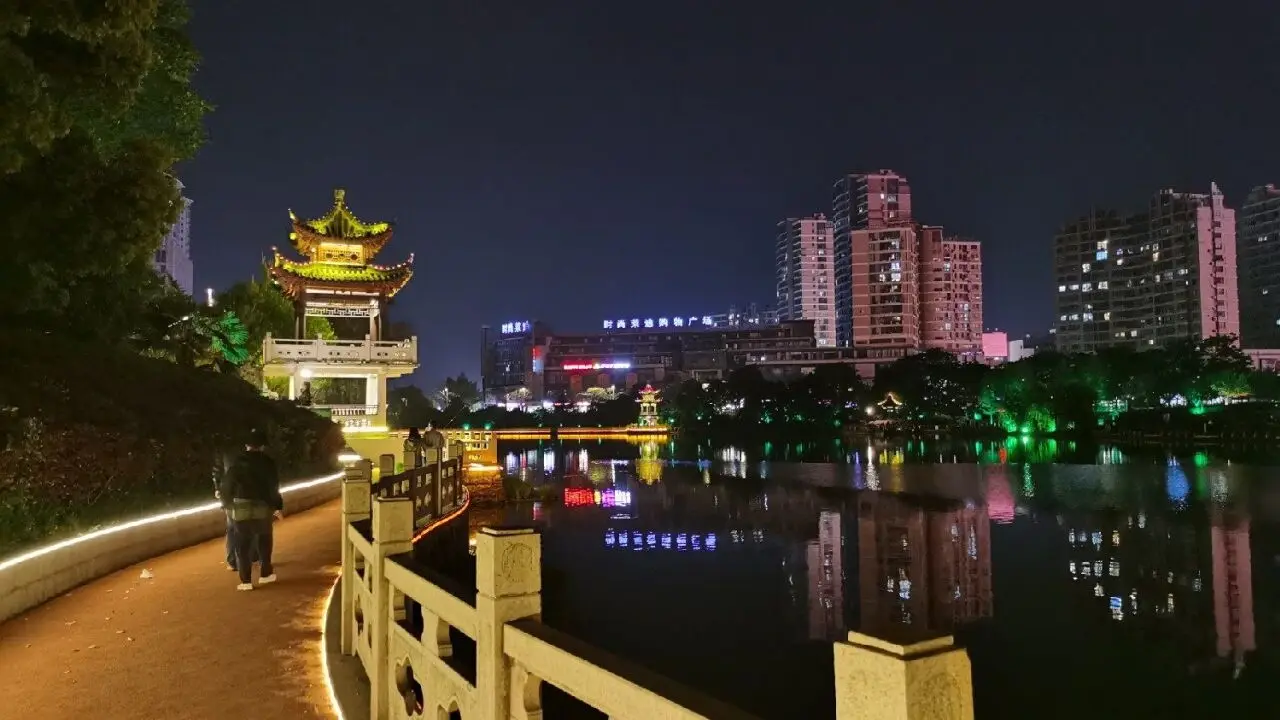 凤城河风景区