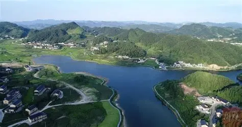 仙草湖
