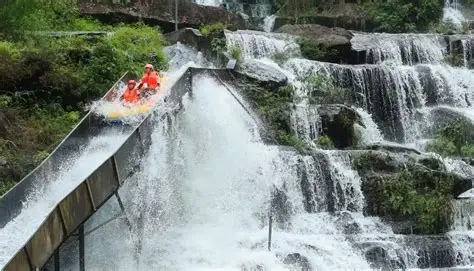 黄龙湖漂流