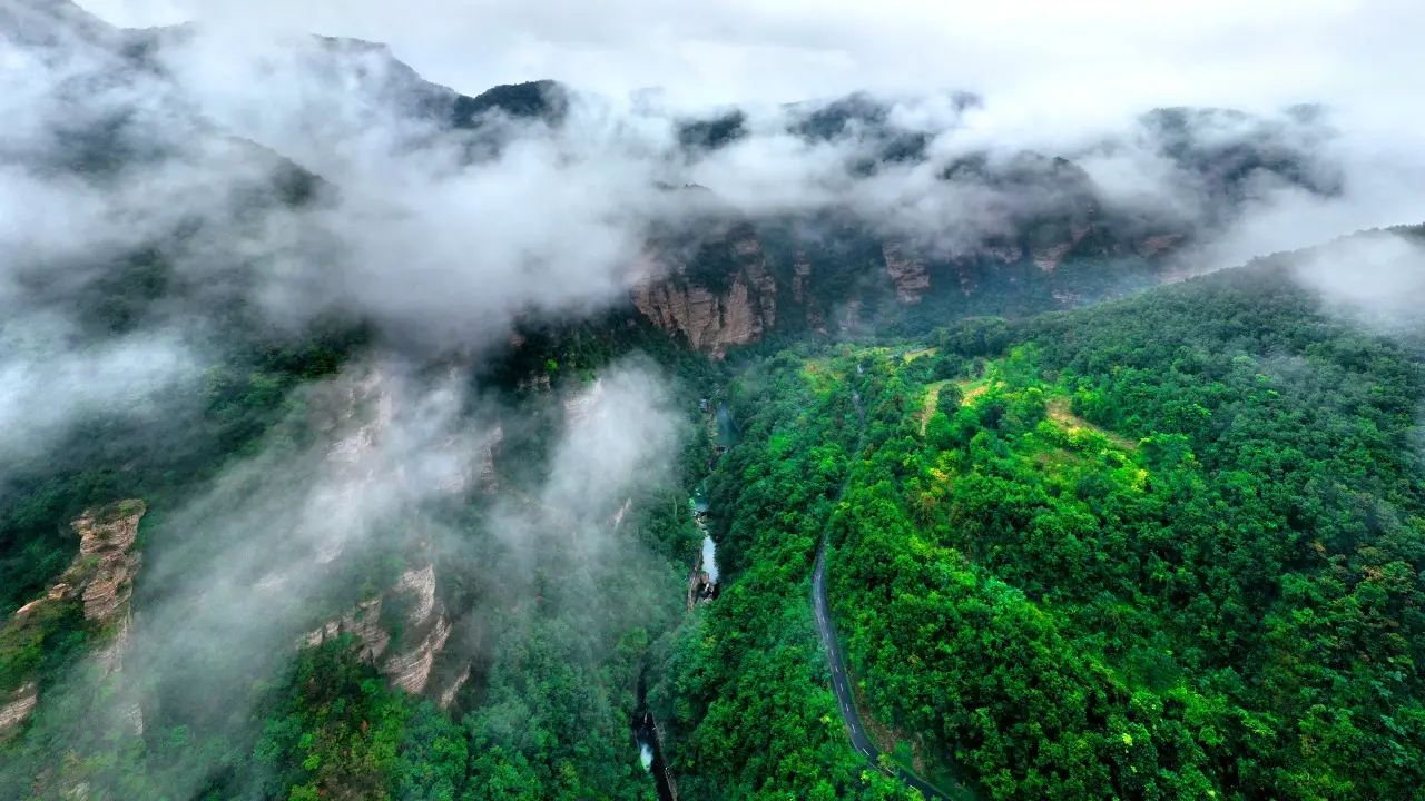 龙潭大峡谷