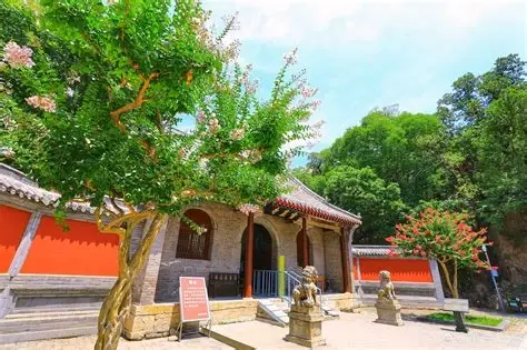 灵岩寺