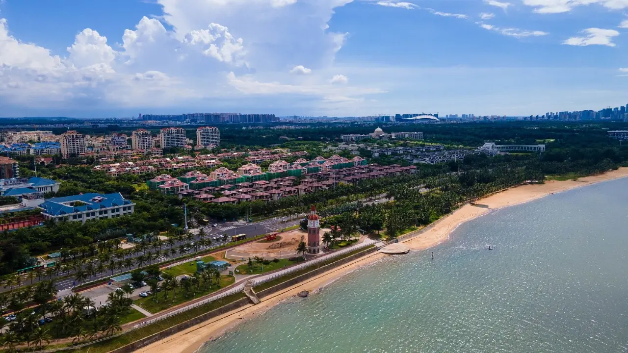 西秀海滩
