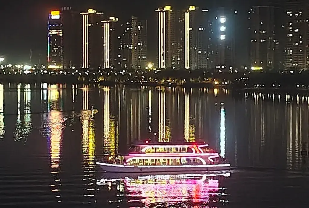 清远北江夜游
