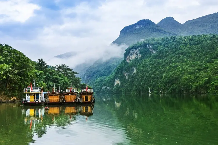 湟川三峡