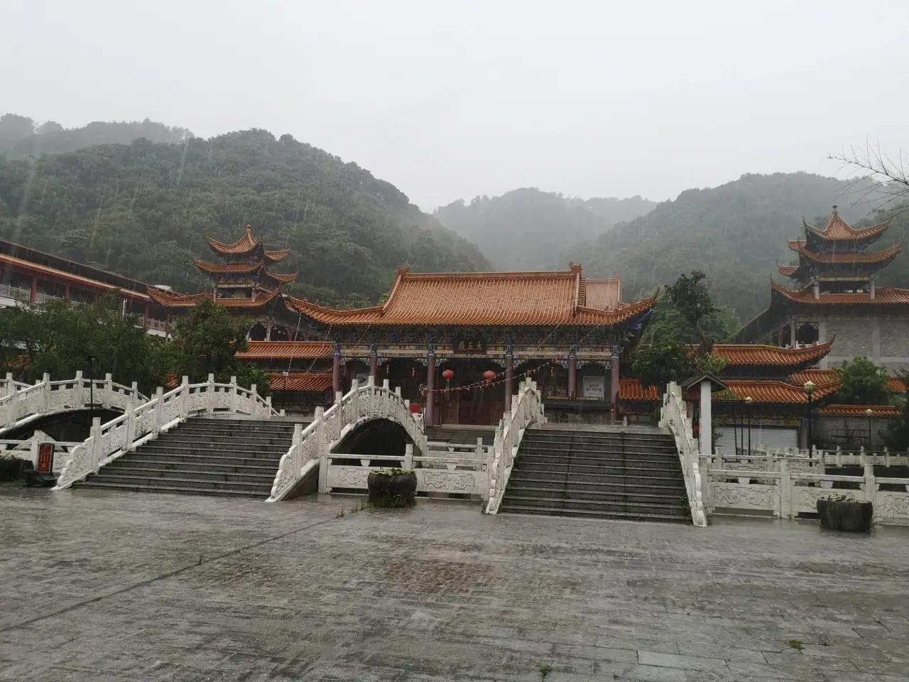 观音山王山寺
