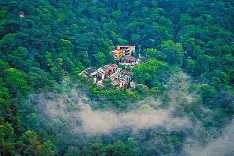 飞霞山风景区