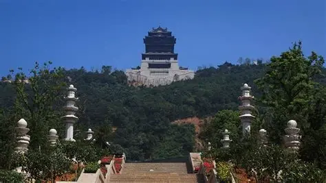 仁皇山景区